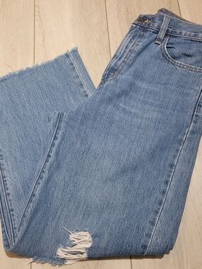 Levi's Women's Distressed High Waisted Straight Raw Hem Denim Jeans 26 Blue